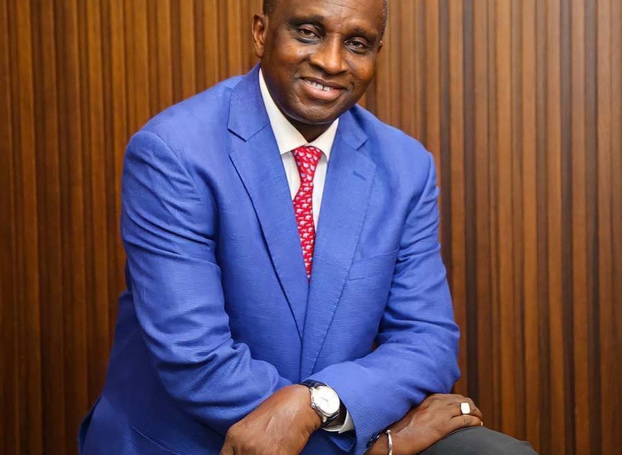 Membre de la Commission du Statut du Joueur de la FIFA